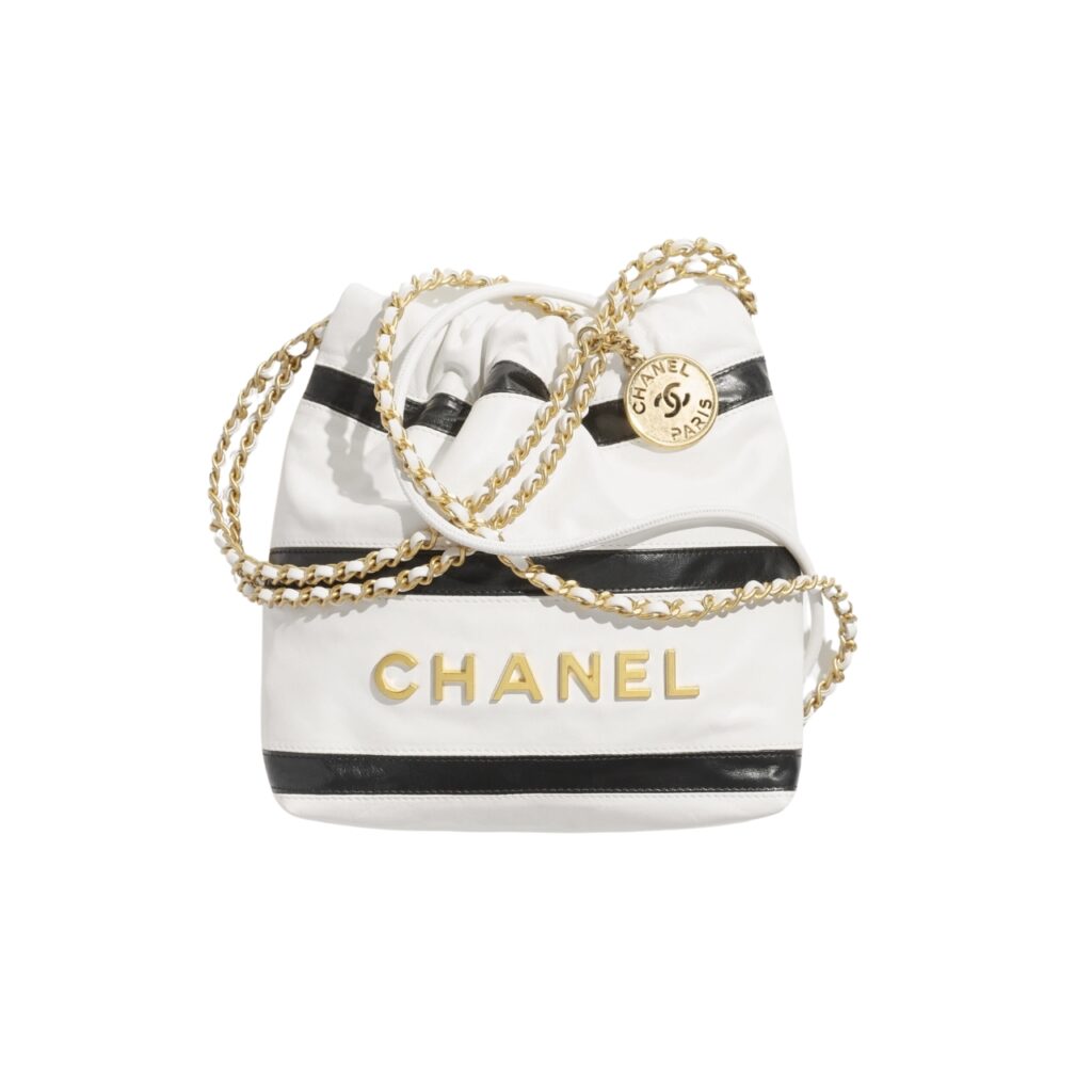 Chanel 22 Small Handbag Black White Gold Tone Metal 19Cm As3980 B16652 Ny081